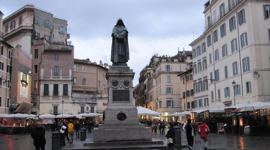 Giordano Bruno kimdir? Bilimsel düşünce ve özgür irade uğruna hayatını feda eden filozof Giordano Bruno’nun yaşamı, fikirleri ve trajik sonu burada anlatılıyor.